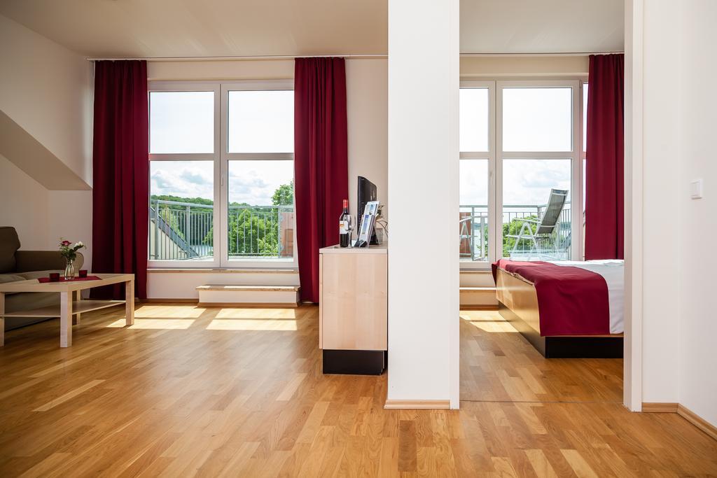 Spa Hotel Amsee Waren  Habitación foto